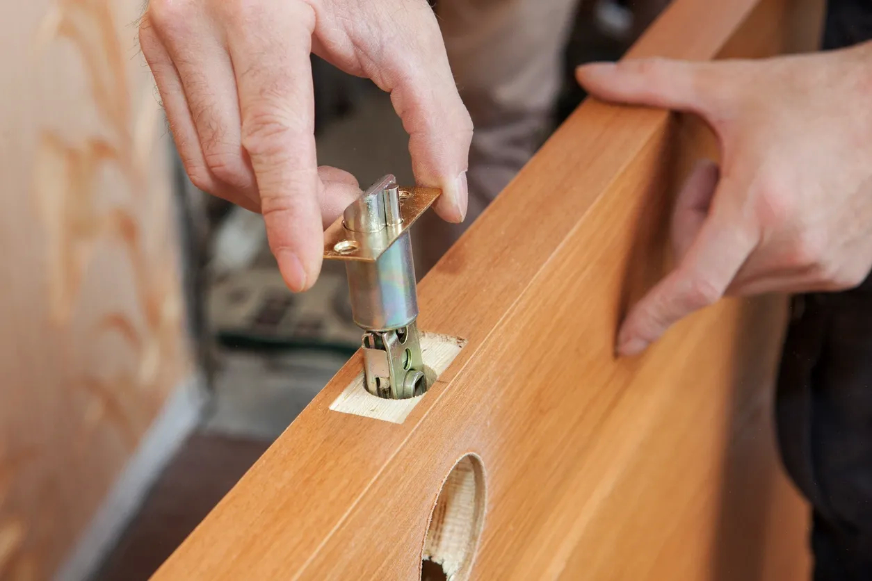 Découvrir les divers avantages d’installer une porte blindée